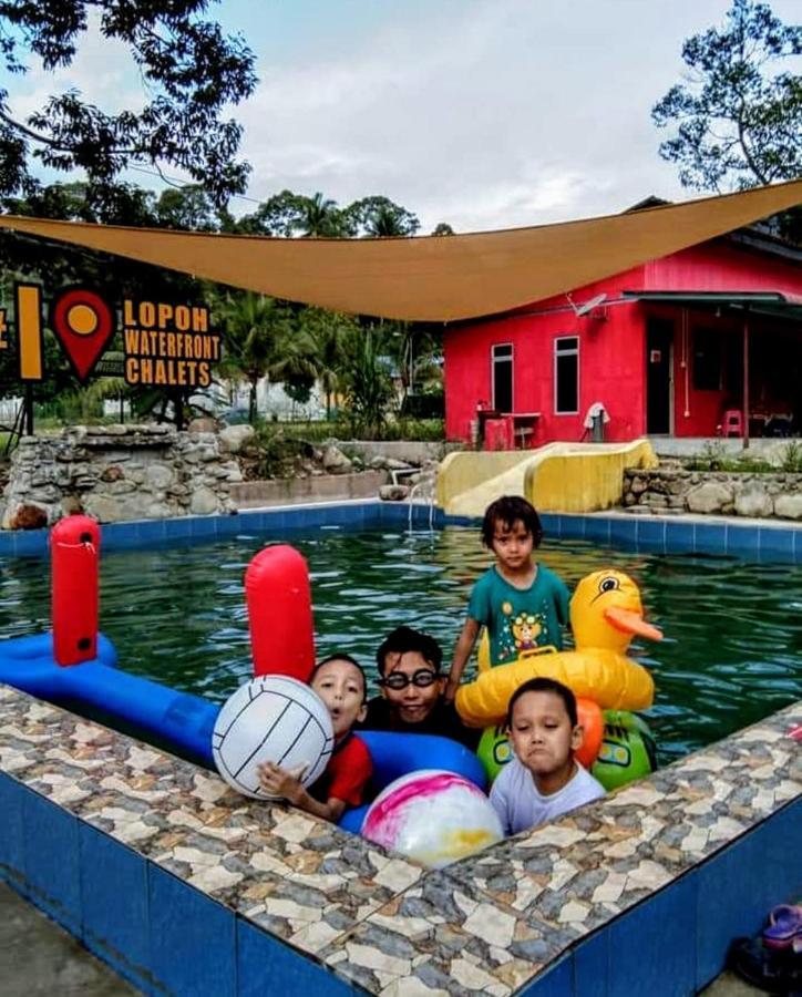 Lopoh Waterfront Budget Chalets Villa Хулу Лангат Екстериор снимка